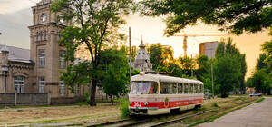 Плюс один: в Запорожье на линию вышел европейский трамвай