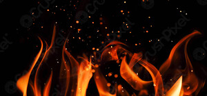 Огонь перекинулся с мусорных контейнеров: в центре Одессы сгорел автомобиль