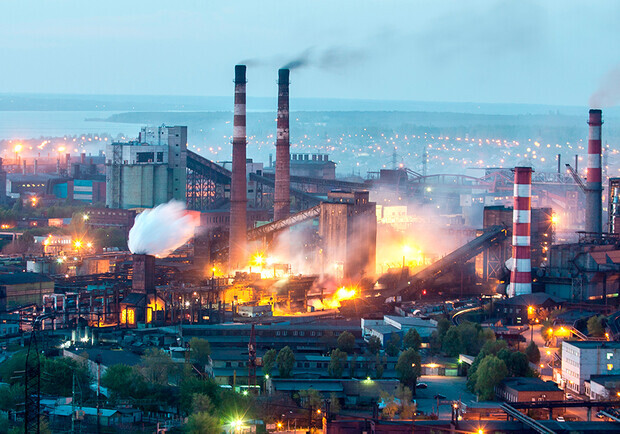 Город в дыму и смоге: запорожские заводы показали в высоты (видео). Фото: gmk.center