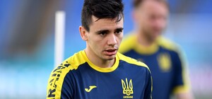 В чем причина: лидер 