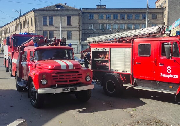 На вокзале "Запорожье-1" десятки пожарных: что там случилось. Фото: fb Валентин Галензовский