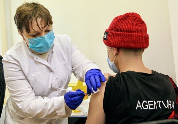 В Запорожье открыли три центра массовой вакцинации. Фото: Константин Усов
