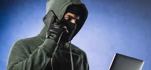 Предлагают купить карточку харьковчанина: в харьковской мэрии предупреждают о мошенниках