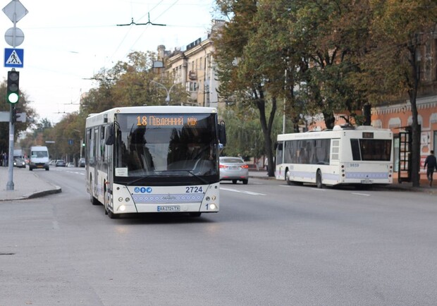В Запорожье могут запретить проезд в общественном транспорте: подробности. Фото: Vgorode