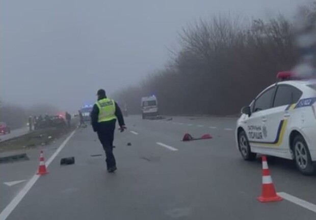 На трассе Днепр-Запорожье произошло жуткое смертельное ДТП (видео). 