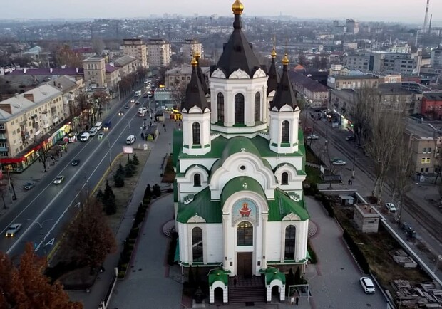 Как в Запорожье выглядит точная копия главного храма Александровска. 