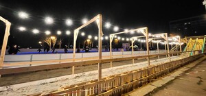 На Фестивальной заработала ледовая горка: какие цены