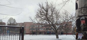 В Днепре возле школы нашли изуродованные тела двух мужчин (фото 18+)