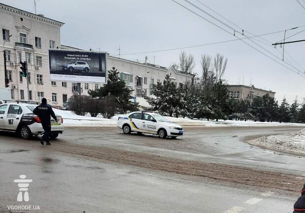 В Запорожье перекрыли часть проспекта Металлургов. 