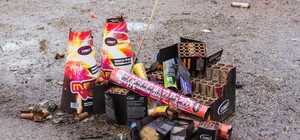 Из-за хлопушек и фейерверков в Киеве на праздниках пострадали ребенок и взрослый