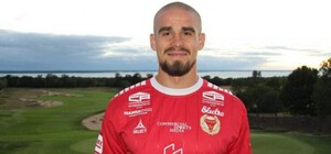 В Одессе футбольный клуб выложил фото нового игрока и насмешил фанатов