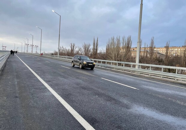 Как жителям Запорожья ездить по новым мостам. 