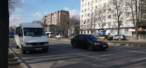 В Запорожье закрыли четыре маршрута и множество сократили