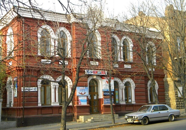 Как в Запорожье выглядит бывшая синагога, построенная более ста лет назад. 