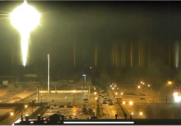 Пожежа на Запорізькій АЕС в Енергодарі – все, що відомо - фото з веб-камер