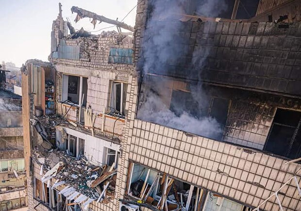 Как справиться с болью и отпустить материальное, если твой дом разрушен - психолог