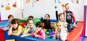 У Львові відкриють центр, де переселенці зможуть залишати дітей на кілька годин