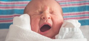 У Львові у «Вікні життя» невідомі залишили немовля 