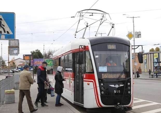 Як у Запоріжжі працюватиме громадський транспорт 1 травня 