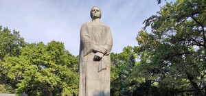 Мэр Харькова просит горожан не посещать Мемориал 8 и 9 мая из-за угрозы обстрелов