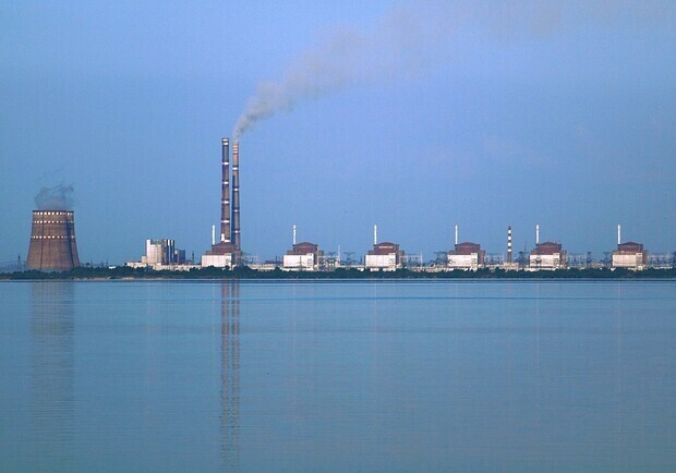 На временно оккупированной Запорожской АЭС находятся 10 сотрудников "Росатома". 