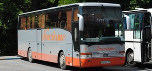 Львівський суд вилучив у перевізника автобус за порушення митного контролю