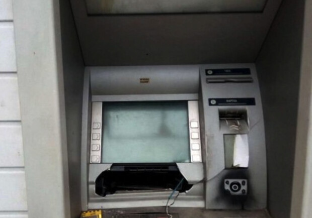 В Запорожской области военные РФ украли из банкомата почти 400 тысяч гривен 