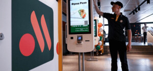 Замість McDonald's у Росії відкрили мережу 