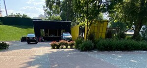 В одном из лучших киевских парков 