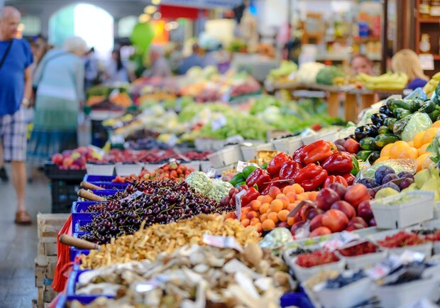 Як змінилися ціна на продукти харчування в Україні, порівнюючи з минулим роком. 