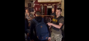 В одном из городов-спутников Киева повестки в военкомат раздавали в... казино