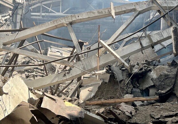 Кількість постраждалих через ракетний удар по Запоріжжю збільшилася до 14 осіб. 