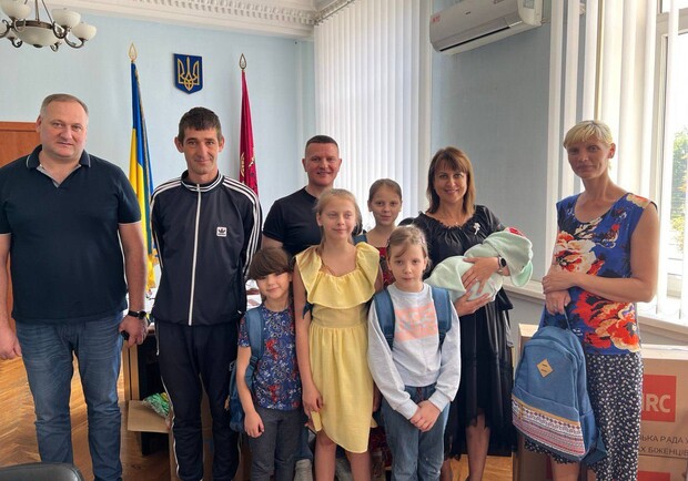 В семье, которая эвакуировалась в Запорожье, родился 10-й ребенок 