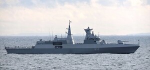 Зерновий коридор: турецькі військові кораблі зайшли до Чорного моря