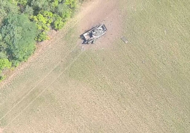 Українські захисники знищили ворожу БМП в Запорізькій області. 