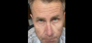 В Киеве мужчина пытался похитить деньги, используя грим и поддельные документы