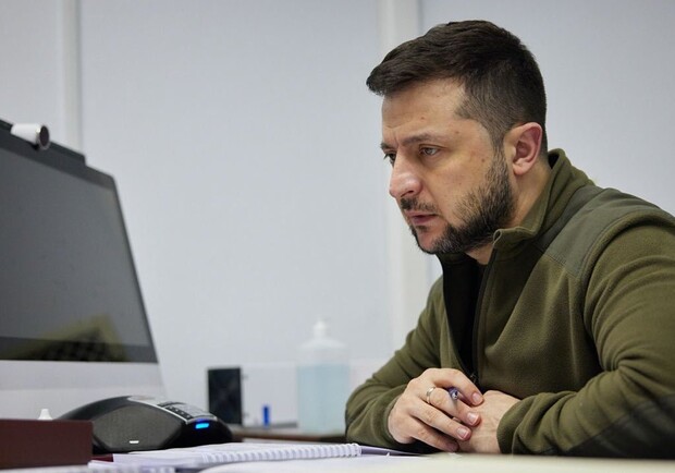 Зеленський вимагає запровадити санкції проти атомної галузі Росії за обстріл ЗАЕС 