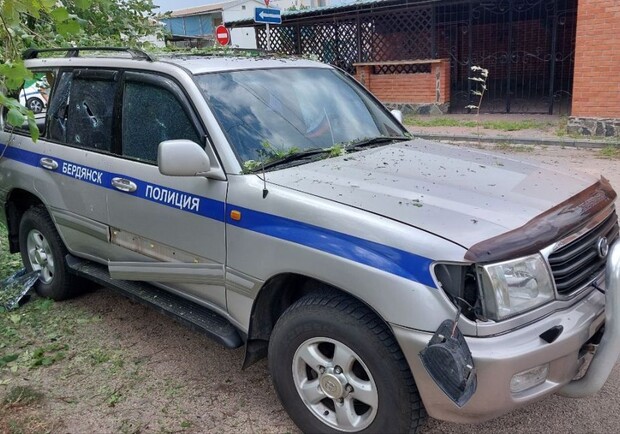 В Бердянске взорвали автомобиль коллаборанта - 