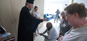 Митрополит Епіфаній відвідав поранених військових у львівській лікарні – фото