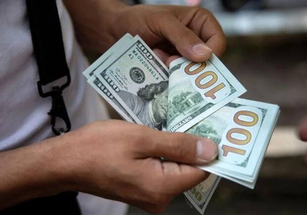 Курс валют в Україні 23 вересня 2022 року: скільки коштує долар і євро. 