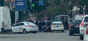 В Днепре водитель сбил на пешеходном переходе трех, человек, убегая с места ДТП