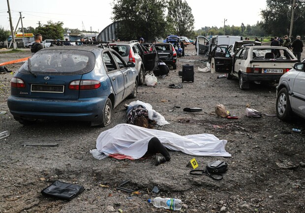 Удар по цивільній колоні у Запоріжжі: зросла кількість жертв і постраждалих. 