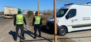 На трассе Одесса-Рени проверяют грузовики и фуры: что случилось