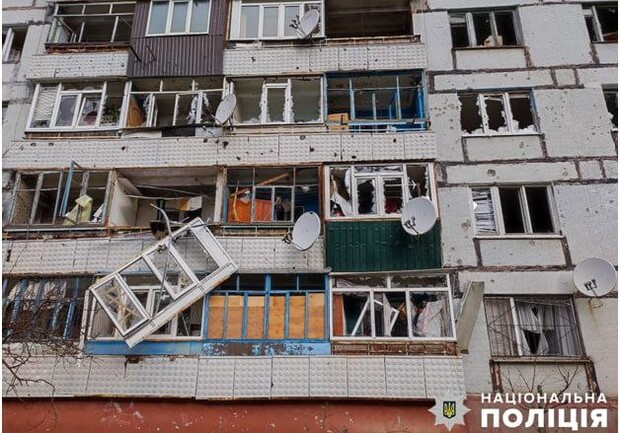 В полиции показали последствия вчерашних ракетных ударов в Запорожской области - 