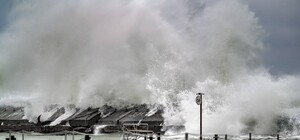 Первый ноябрьский шторм в Одессе: смотри, как это красиво (фото, видео)