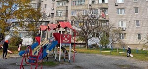В Днепре стреляют по детям на площадке: есть пострадавшие