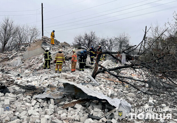 Ракетний удар по багатоквартирному будинку у Вільнянську: загиблих вже 9 - 