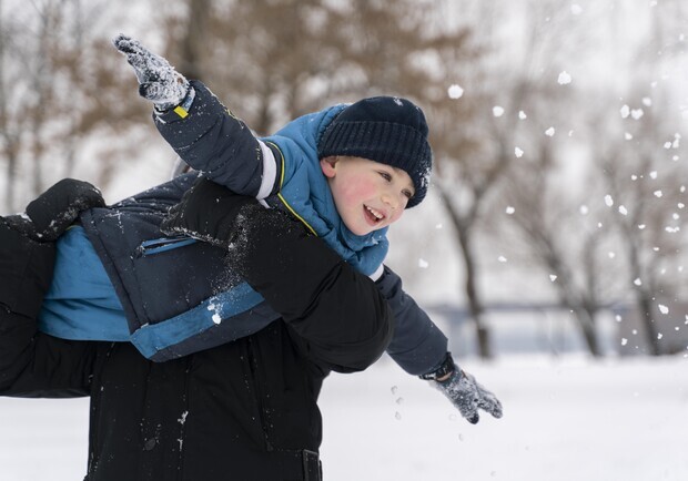 Коли у школах Запоріжжя розпочнуться зимові канікули 2022 року. Фото: freepik.com