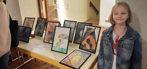 Малювала і продавала в Німеччині картини з котиками: семирічна одеситка допомогла дітям з Миколаєва