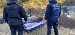 В Харьковской области эксгумировали очередную жертву РФ